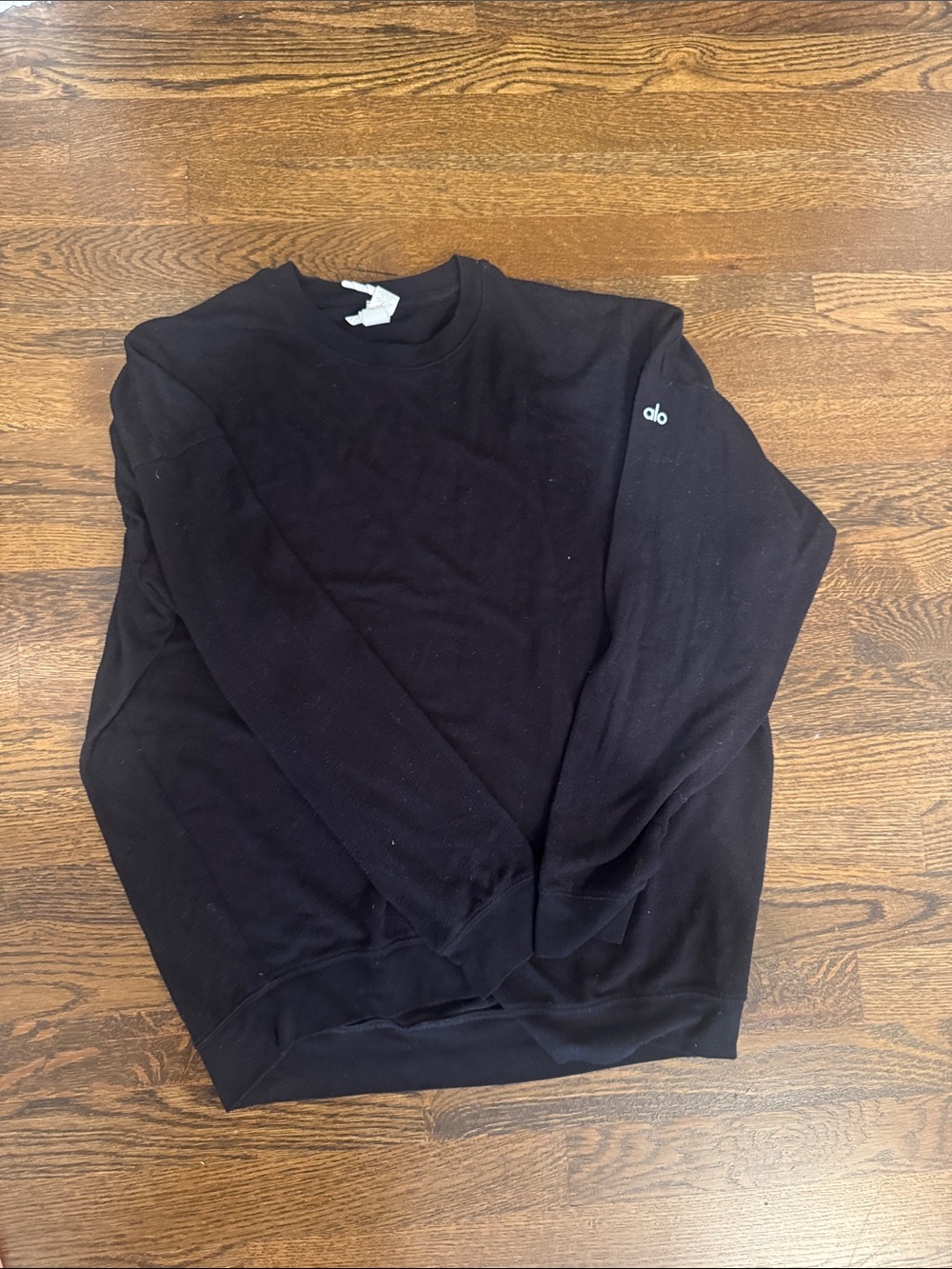 ALO Yoga Womens Black Crewneck Sweatshirt with Subtle Logo